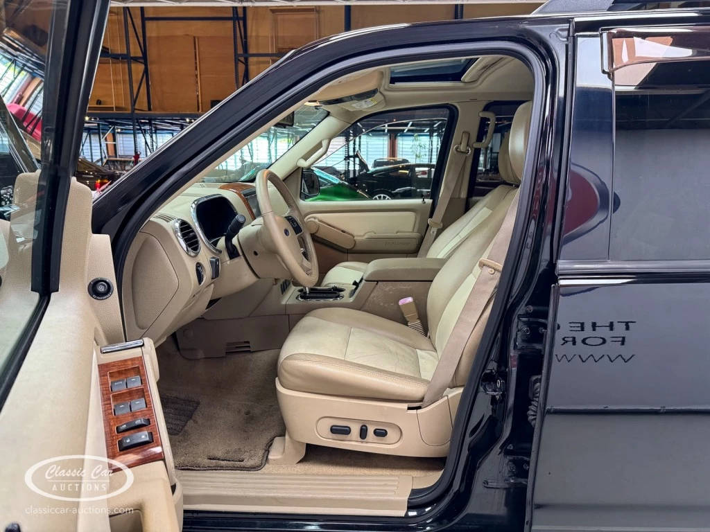 Hoofdafbeelding Ford Explorer