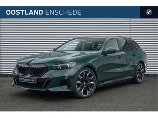 BMW 5 Serie Touring 550e xDrive M Sport Automaat / Panoramadak / Trekhaak / Adaptief M Onderstel Professional / Bowers & Wilkins / Parking Assistant Professional