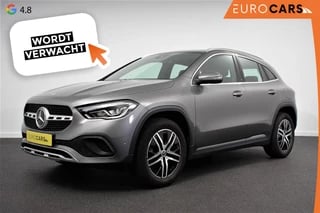 Hoofdafbeelding Mercedes-Benz GLA Mercedes-Benz GLA-klasse 200 Progressive Automaat DCT-7 | Navigatie | Climate control | Cruise Control | LED | Elektrische Achterklep | Lichtmetalen Velgen | Camera