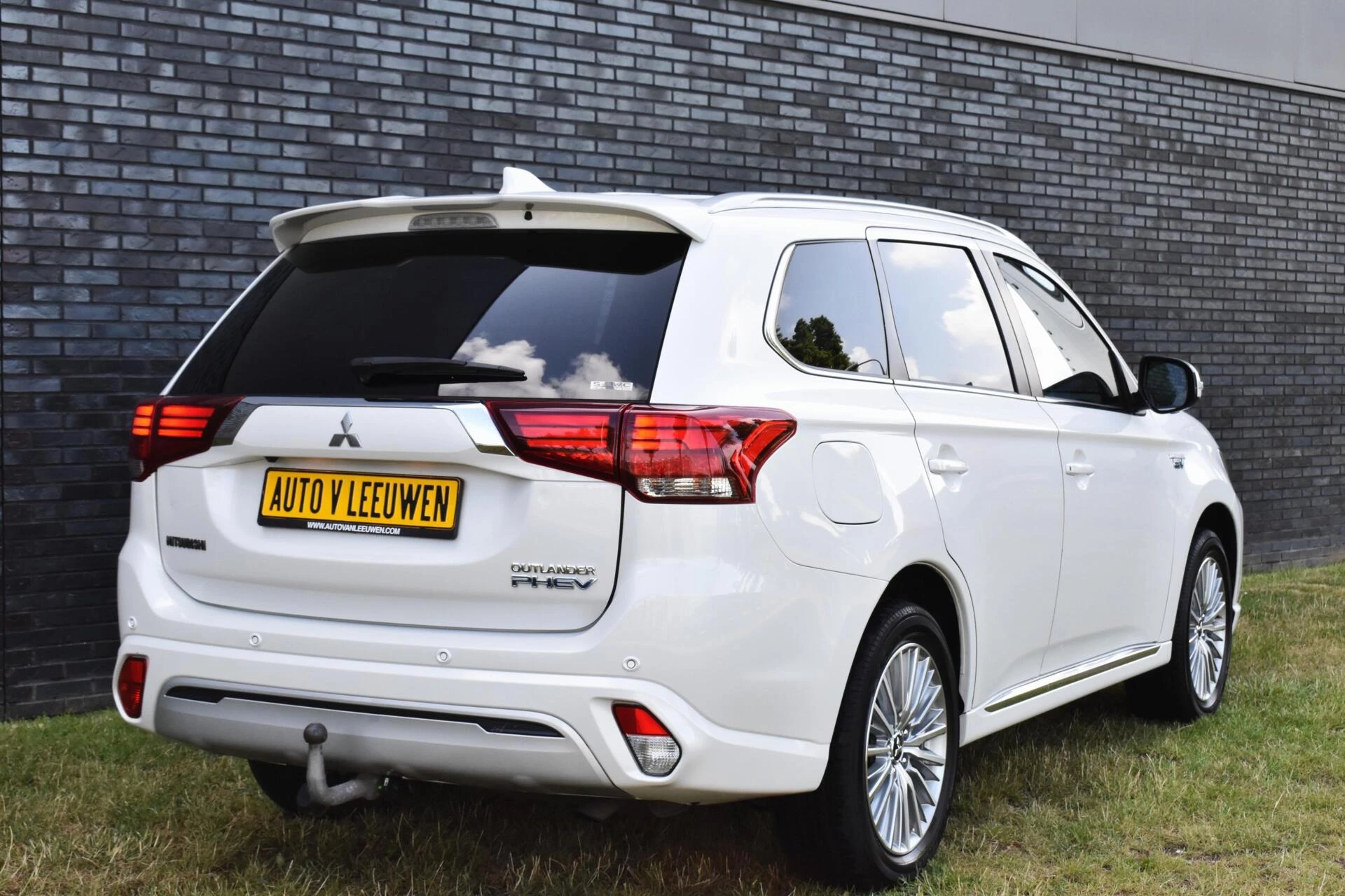 Hoofdafbeelding Mitsubishi Outlander