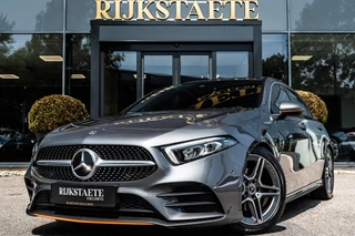 Hoofdafbeelding Mercedes-Benz A-Klasse Mercedes A-klasse A200 AMG|PANO|BURMESTER|CAMERA|18'|CARPLAY