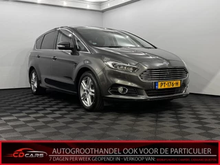 Ford S-Max 2.0 TDCi Vignale 7p. Pano, Leder, Camera, Navi, Winterpakket, Keyless start, Memory, Cruise control