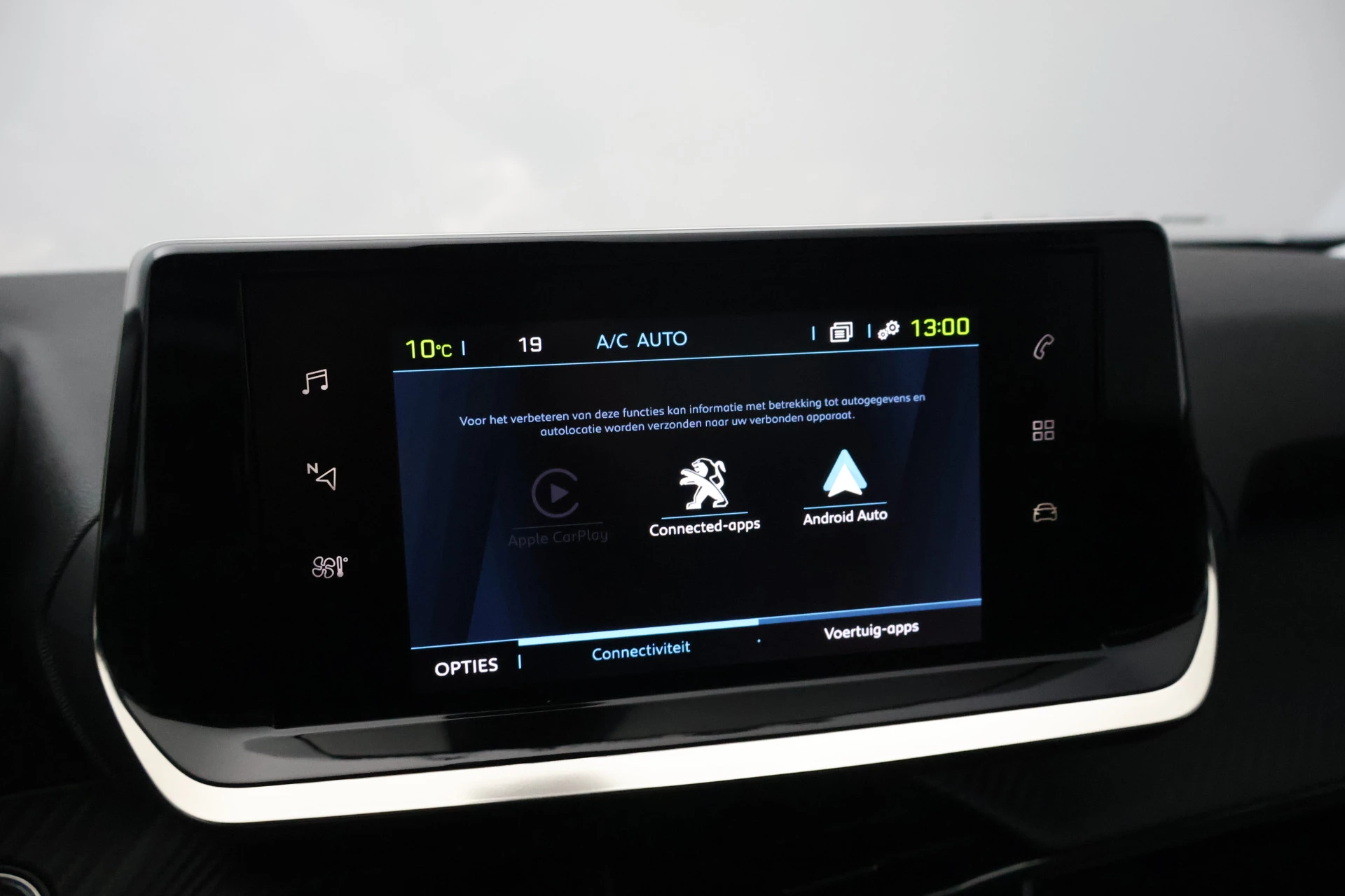 Hoofdafbeelding Peugeot e-2008