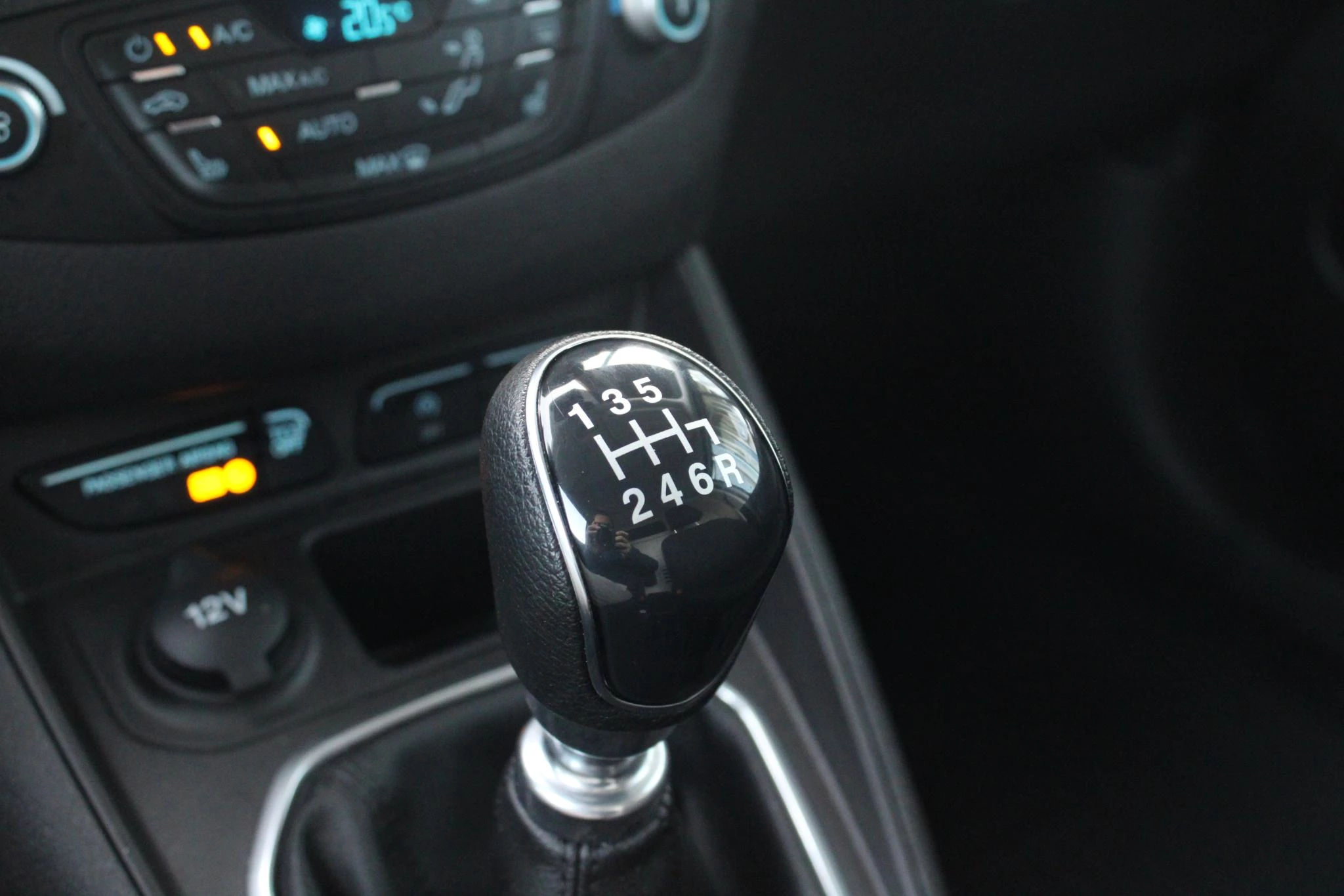 Hoofdafbeelding Ford Transit Courier