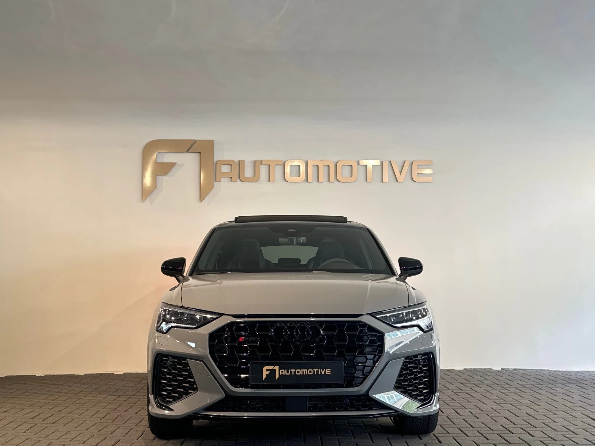 Hoofdafbeelding Audi RSQ3