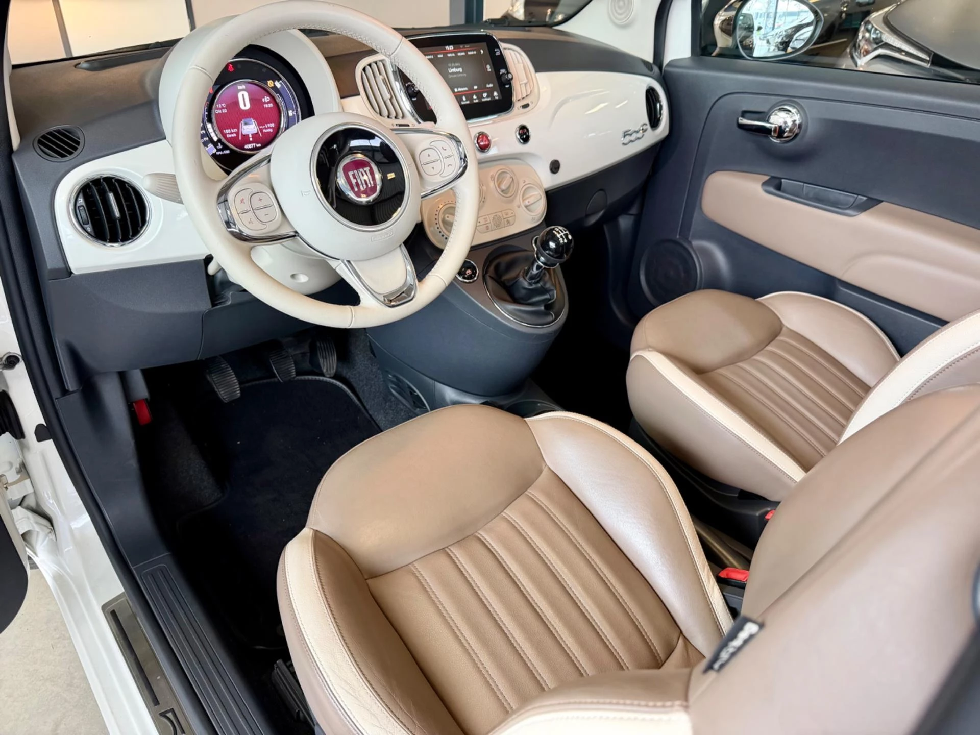 Hoofdafbeelding Fiat 500C