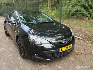 Opel Astra GTC 1.4 Turbo Sport COUPE