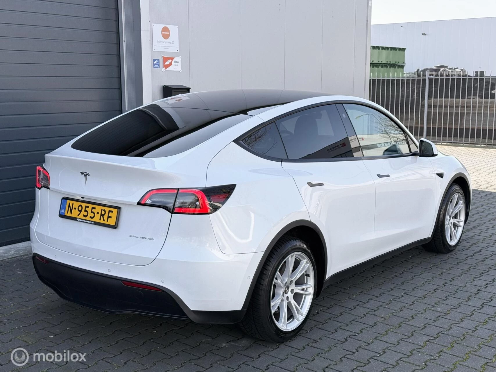 Hoofdafbeelding Tesla Model Y