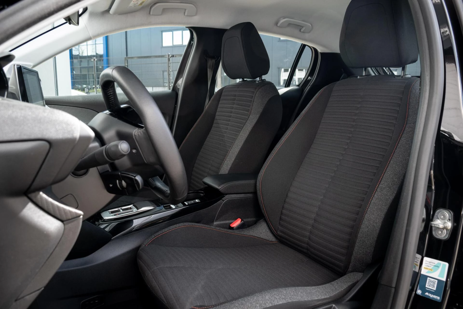 Hoofdafbeelding Peugeot e-208