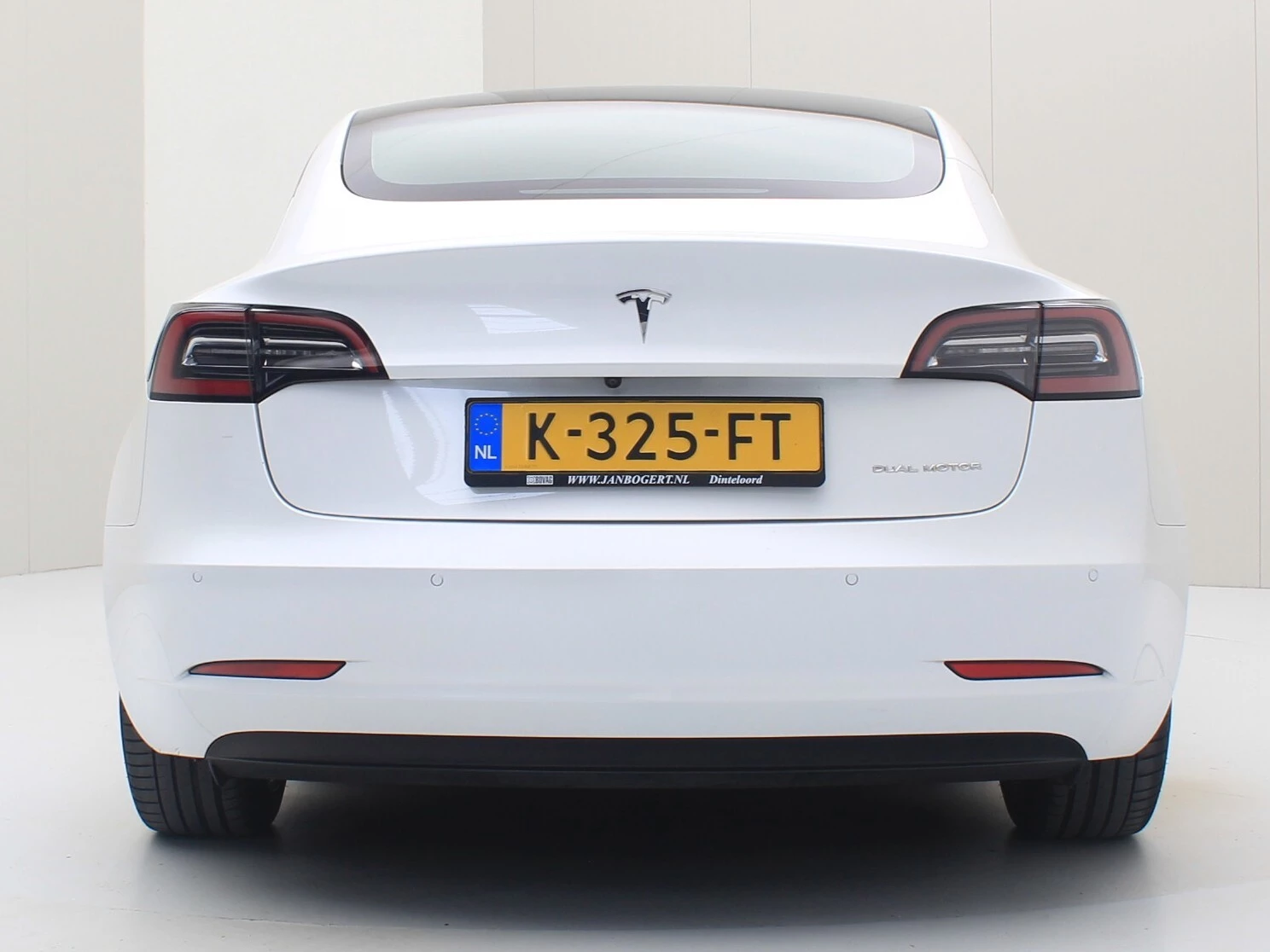 Hoofdafbeelding Tesla Model 3