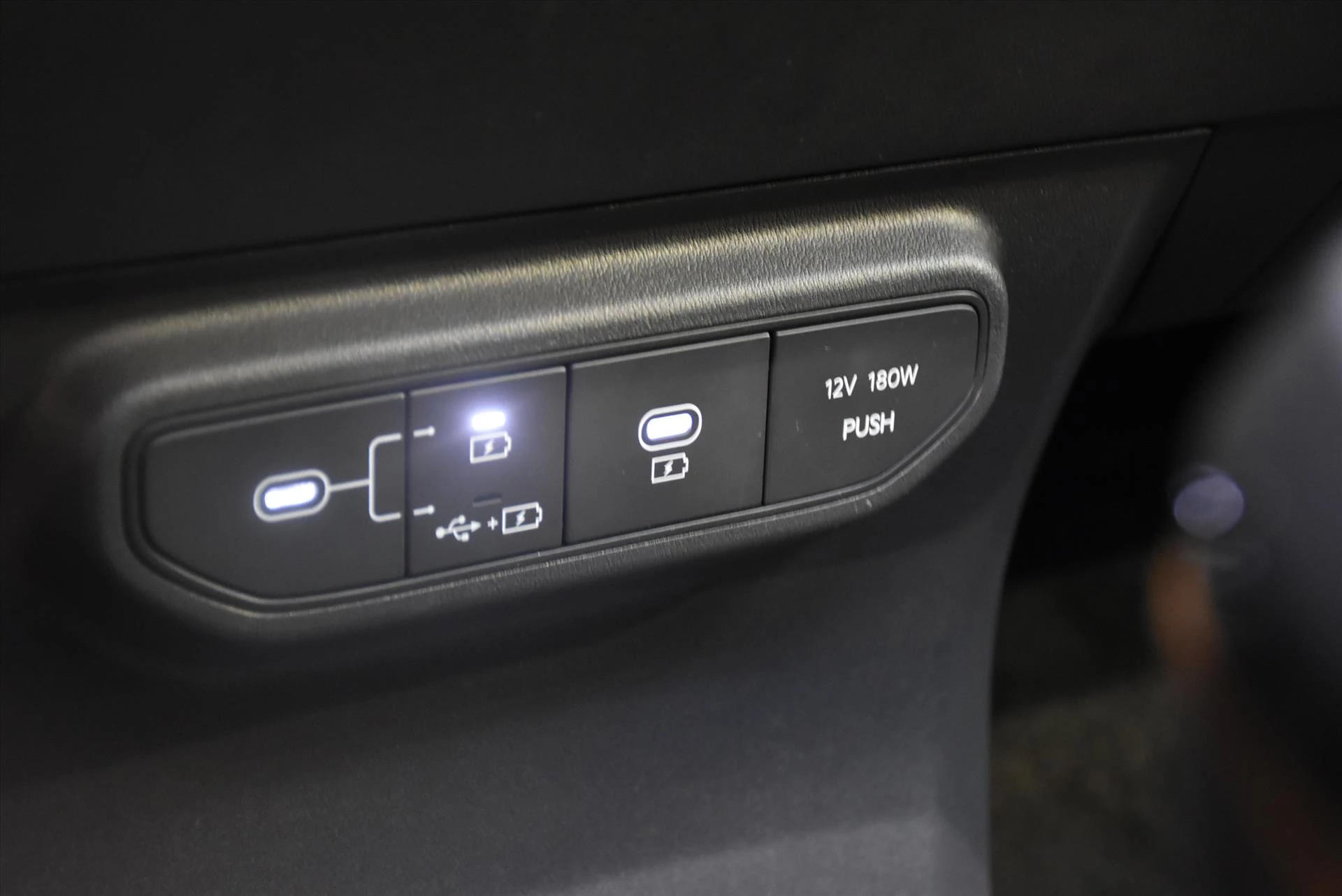 Hoofdafbeelding Kia EV5