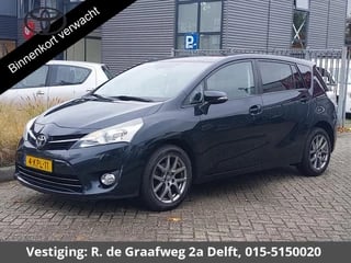 Toyota Verso 1.8 VVT-i Business | Navigatie | Stoelverwarming | Trekhaak |