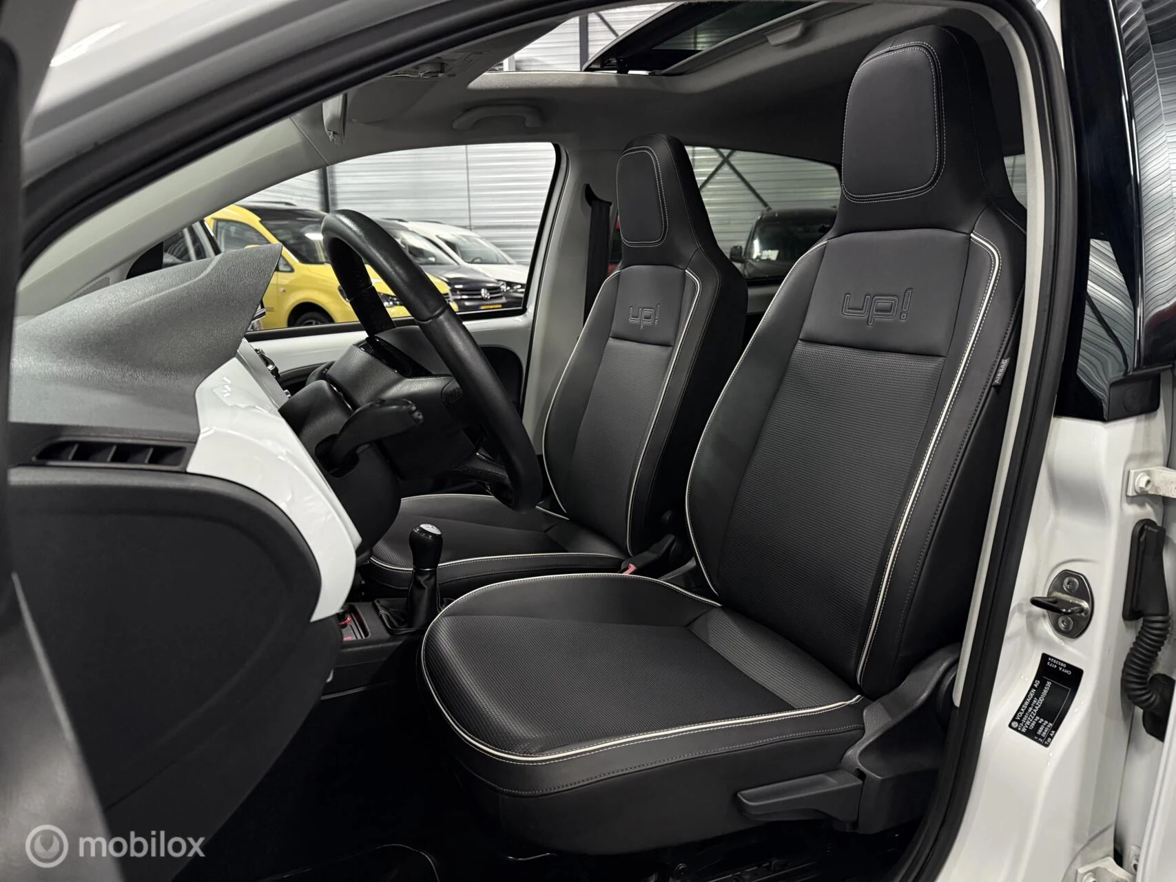 Hoofdafbeelding Volkswagen up!