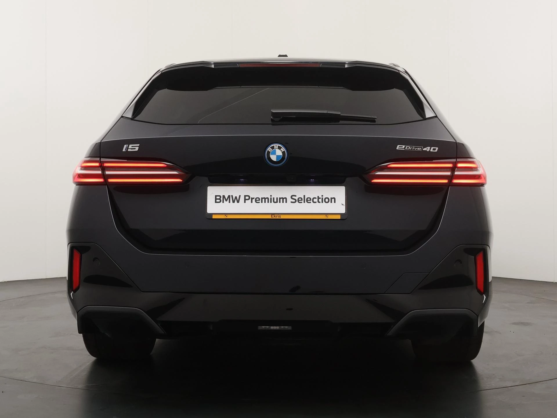 Hoofdafbeelding BMW i5