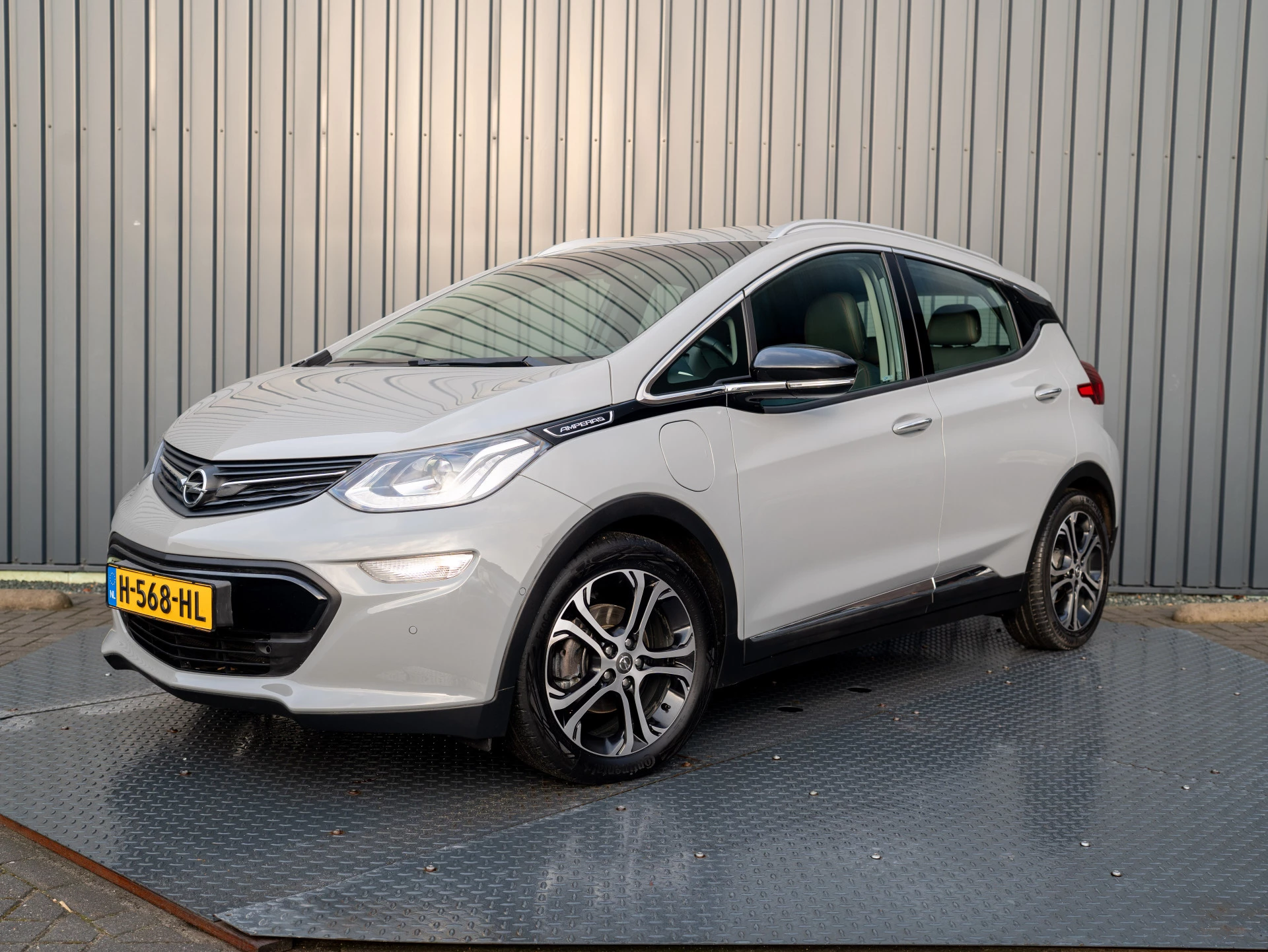 Hoofdafbeelding Opel Ampera-e