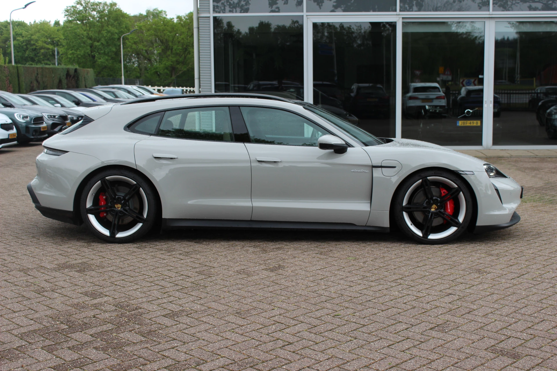 Hoofdafbeelding Porsche Taycan