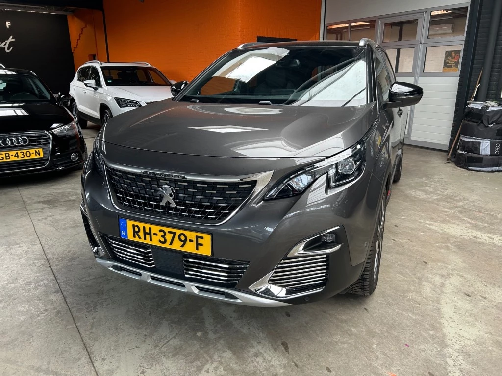 Hoofdafbeelding Peugeot 5008