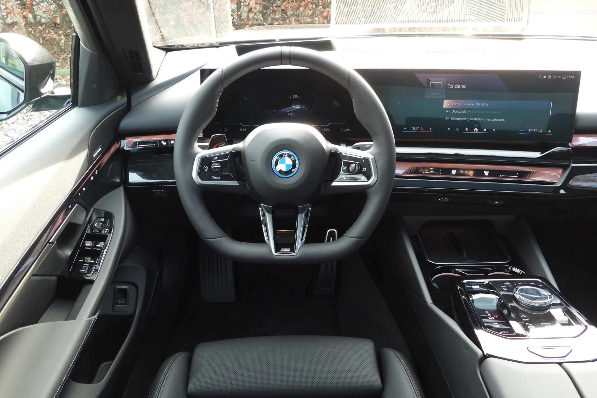 Hoofdafbeelding BMW i5
