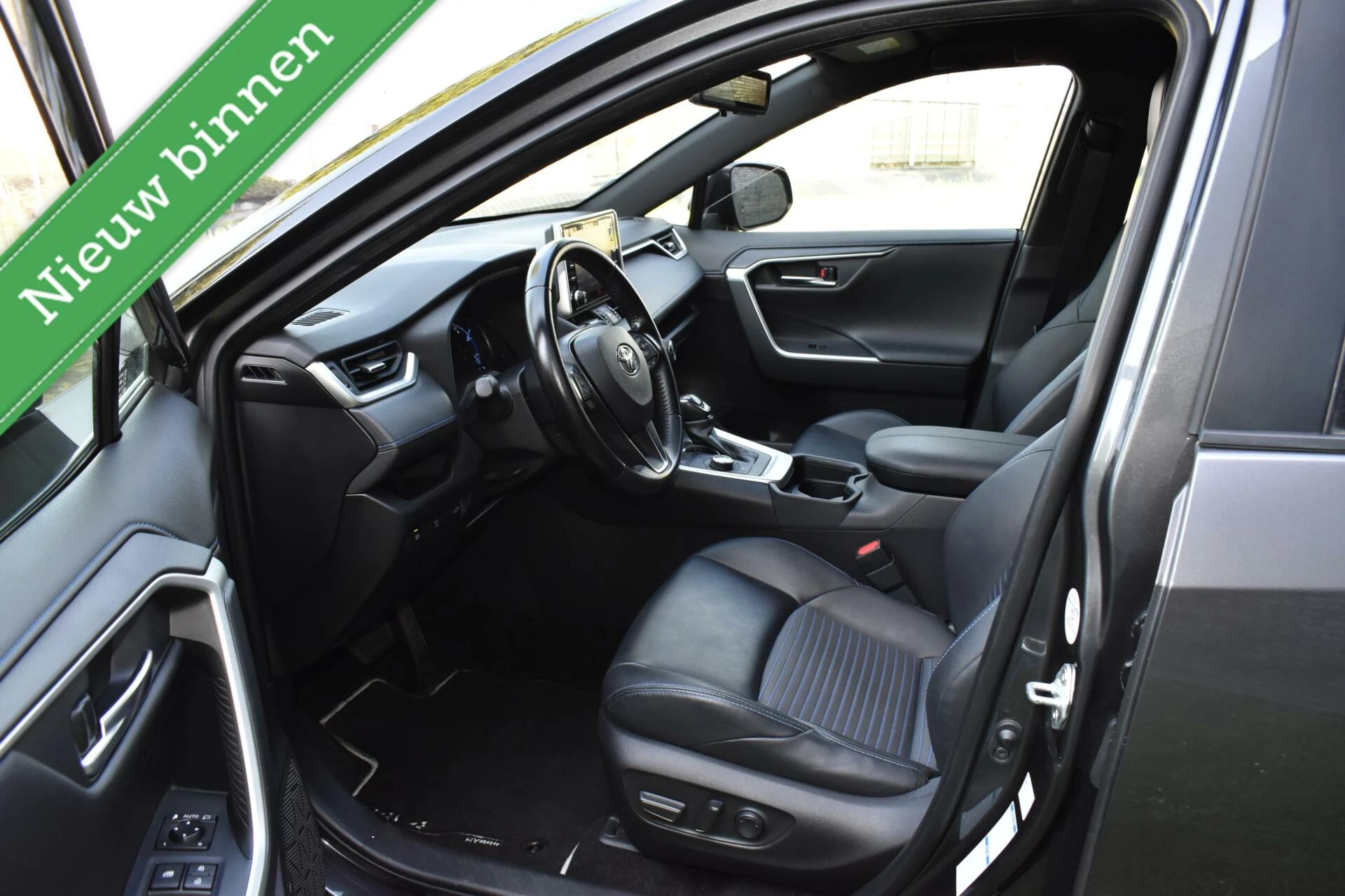 Hoofdafbeelding Toyota RAV4