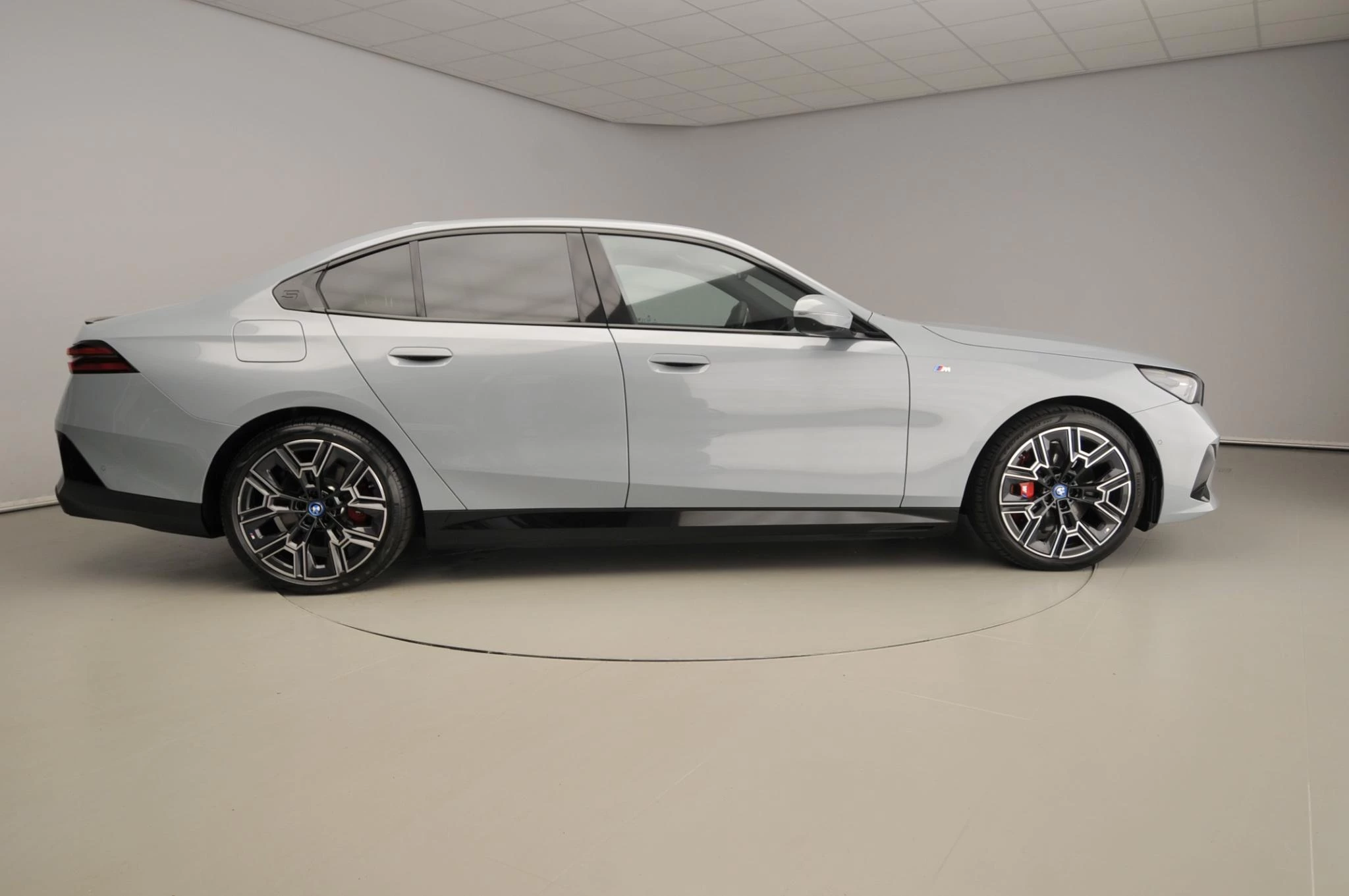 Hoofdafbeelding BMW i5
