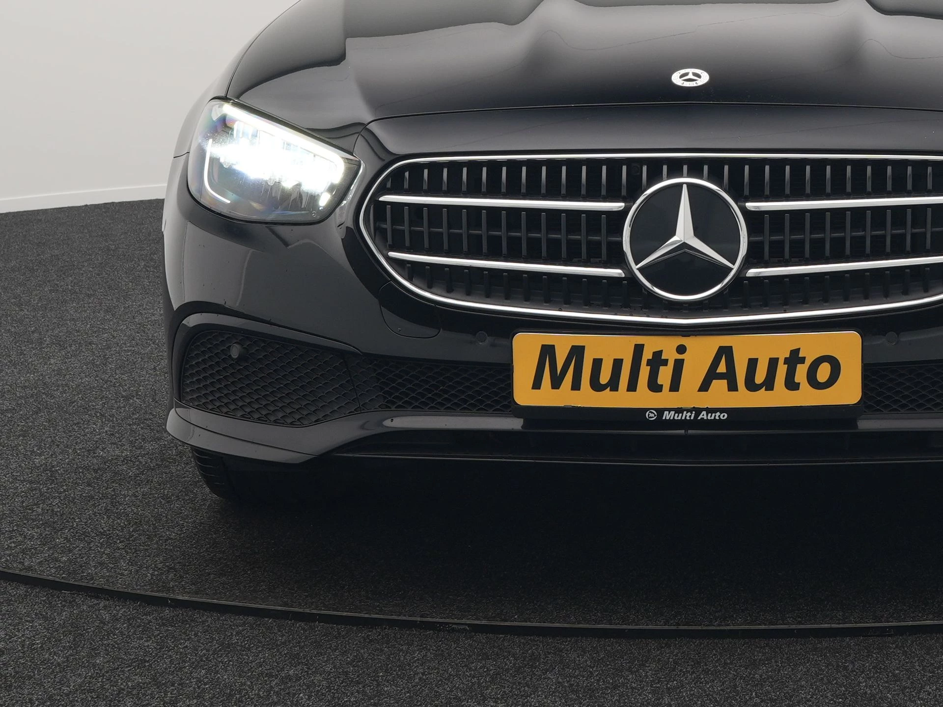 Hoofdafbeelding Mercedes-Benz E-Klasse