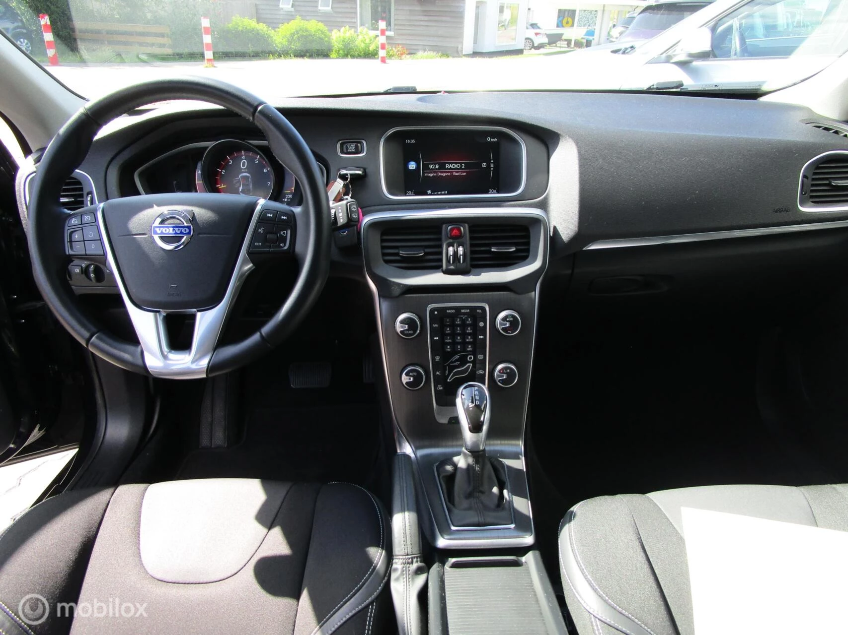 Hoofdafbeelding Volvo V40