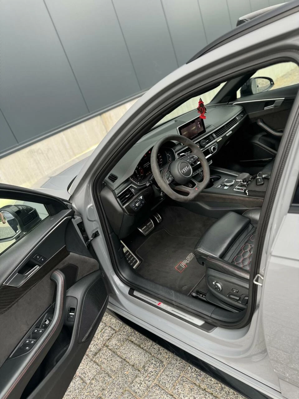Hoofdafbeelding Audi RS4