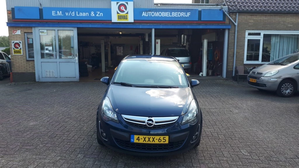 Hoofdafbeelding Opel Corsa