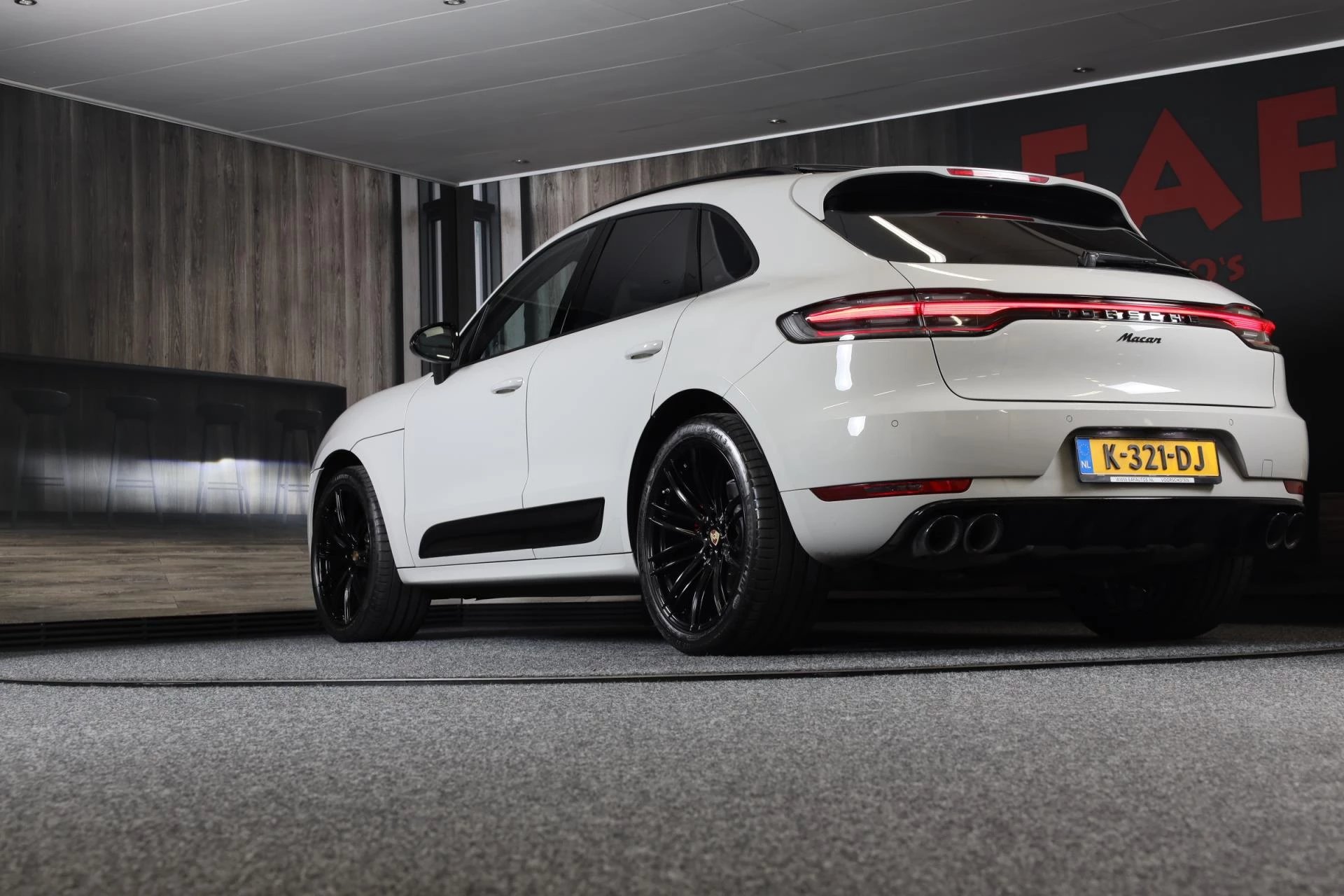 Hoofdafbeelding Porsche Macan