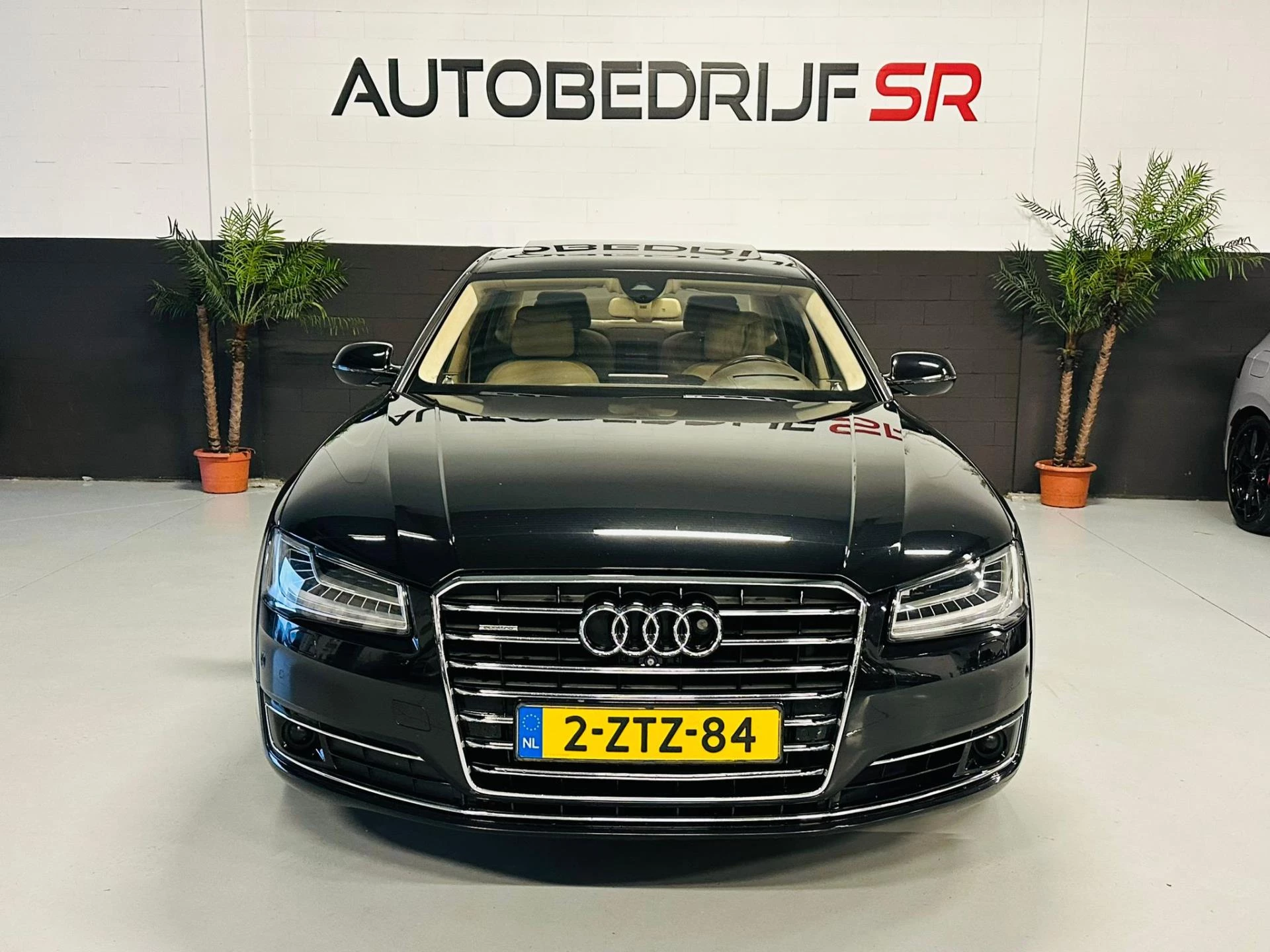 Hoofdafbeelding Audi A8