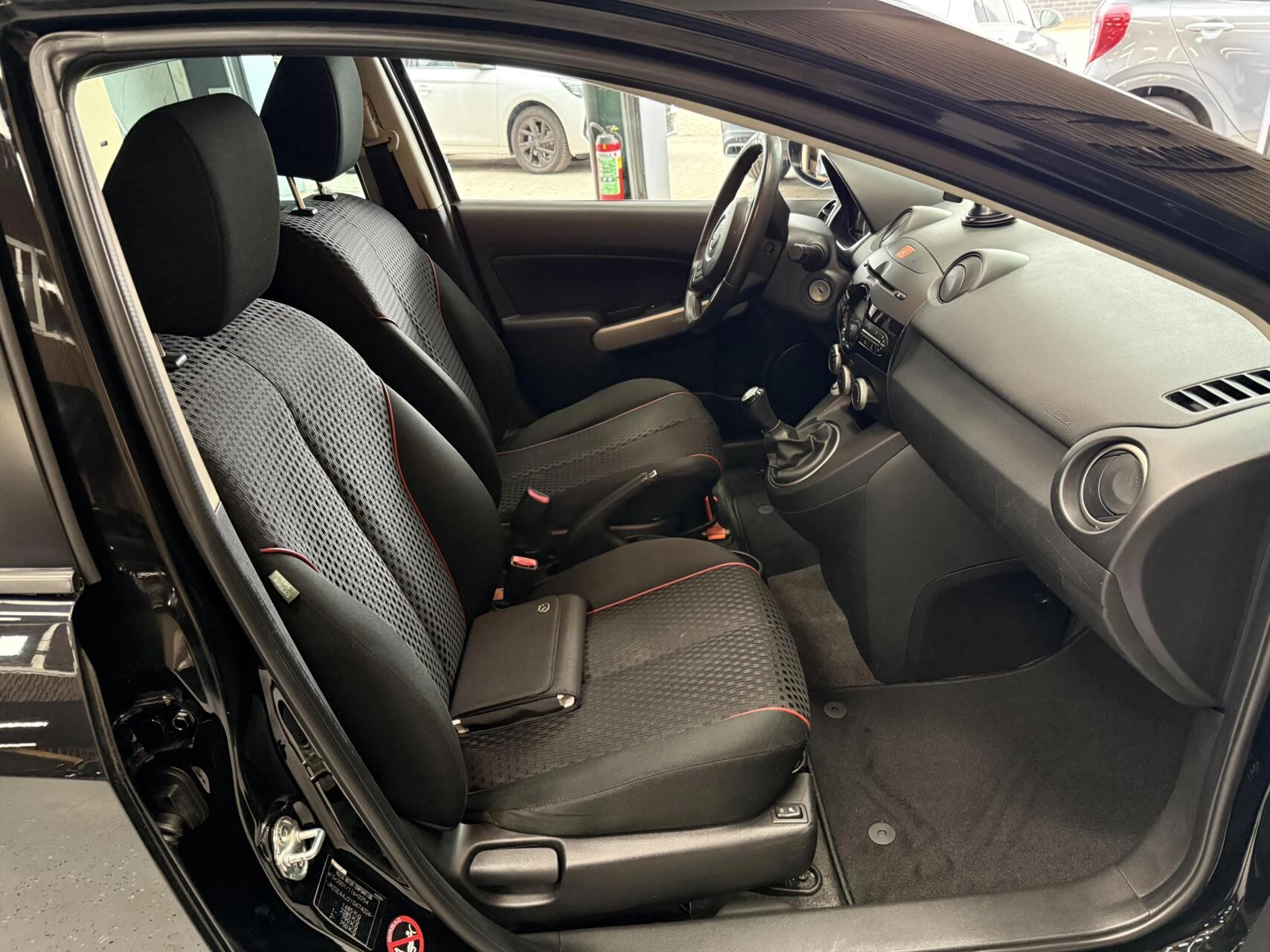 Hoofdafbeelding Mazda 2