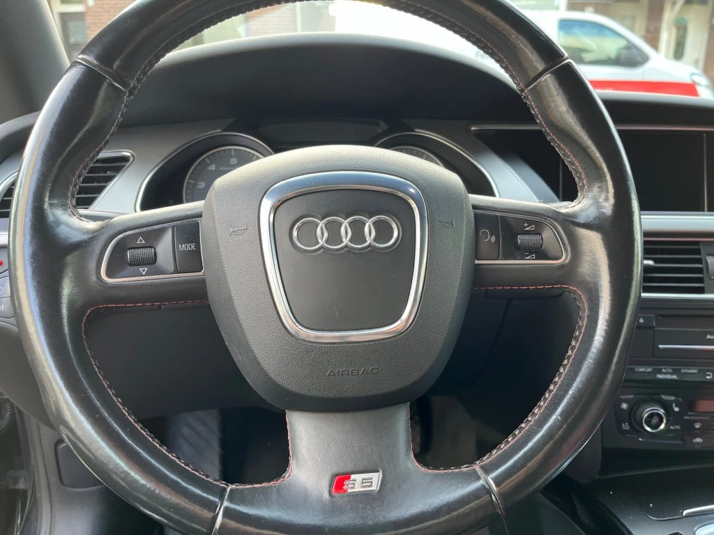 Hoofdafbeelding Audi S5