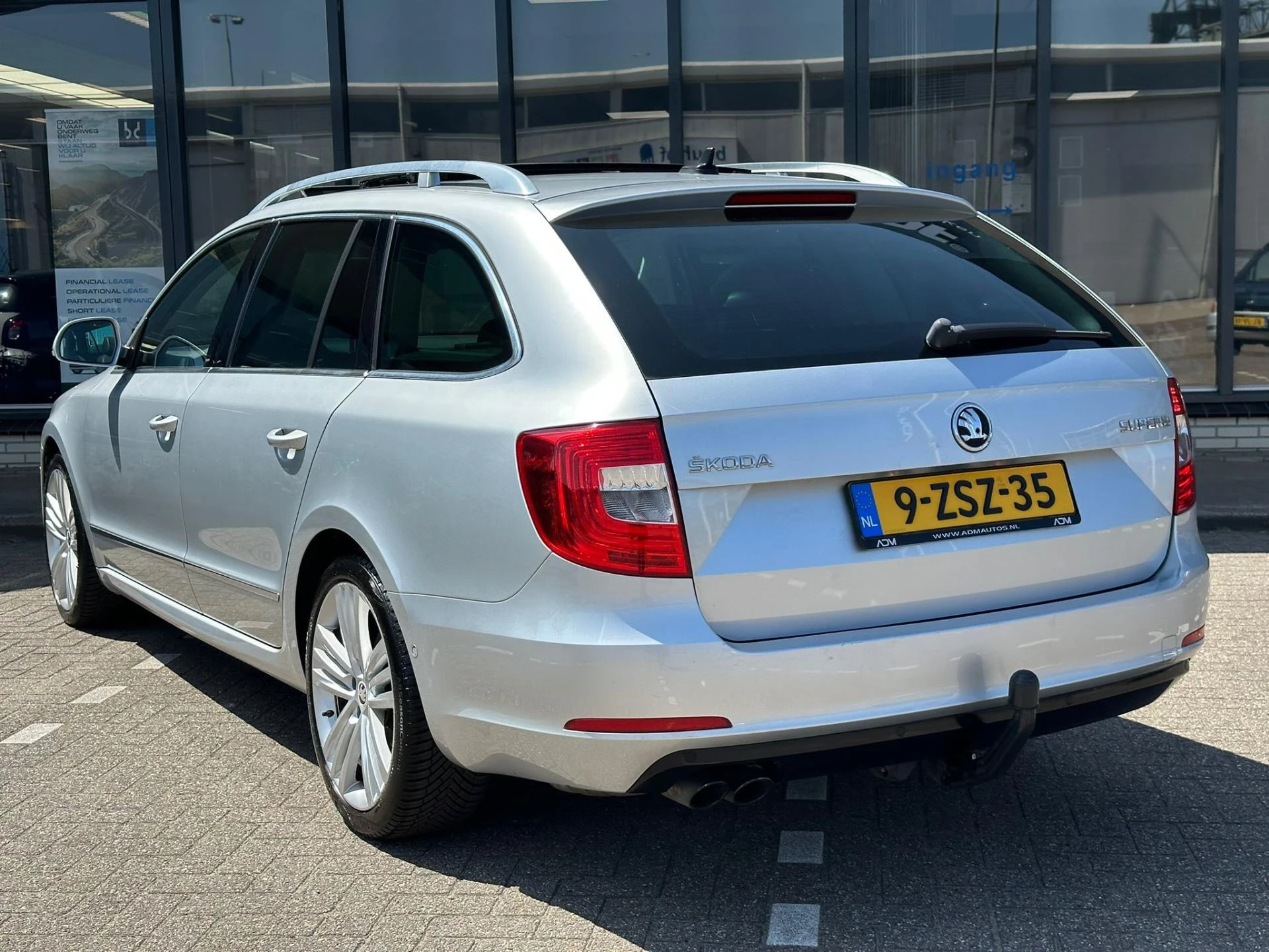 Hoofdafbeelding Škoda Superb