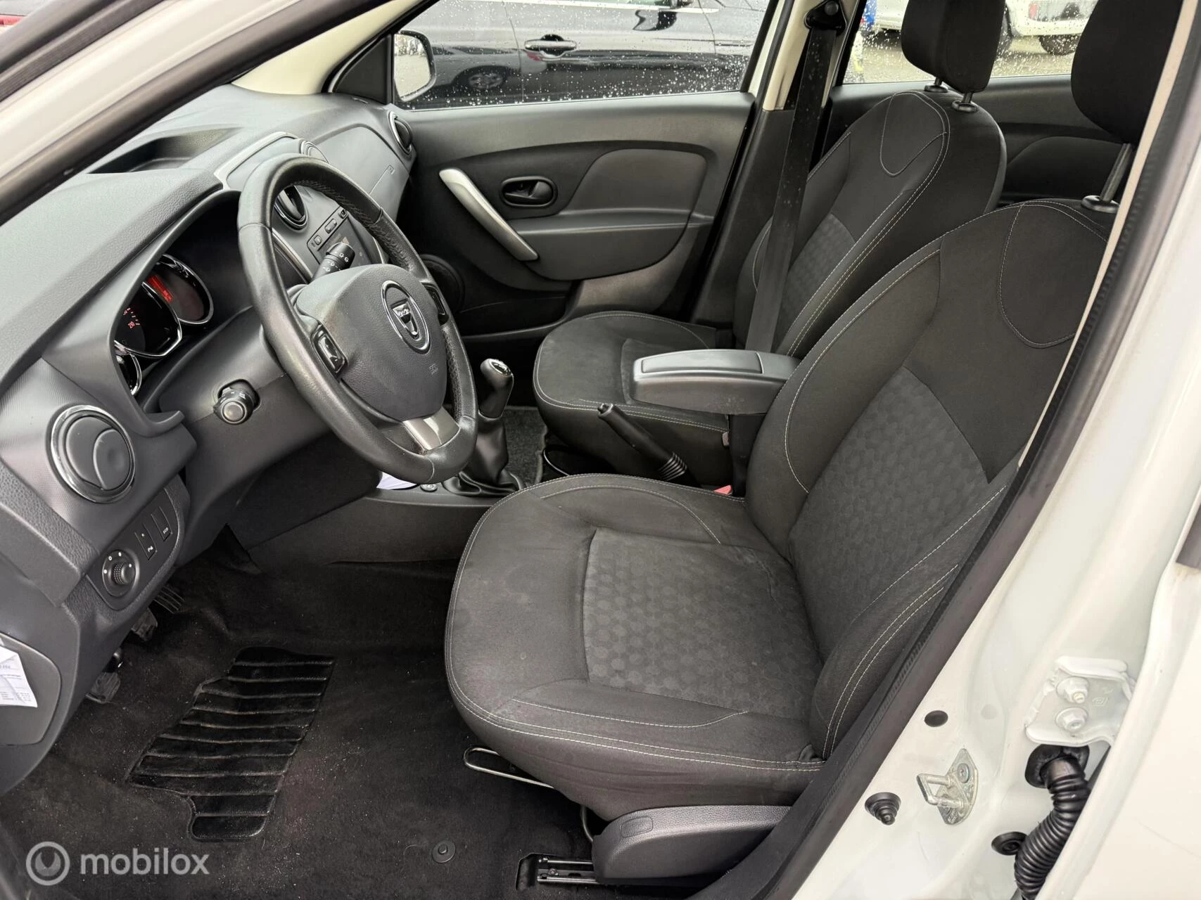 Hoofdafbeelding Dacia Logan