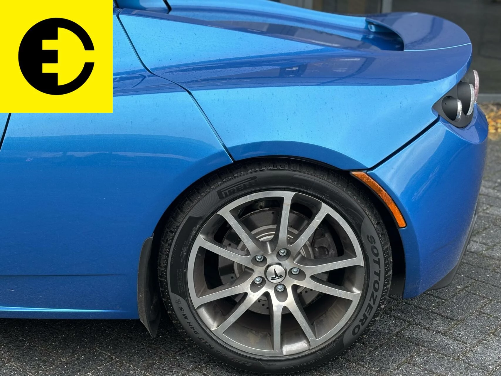 Hoofdafbeelding Tesla Roadster