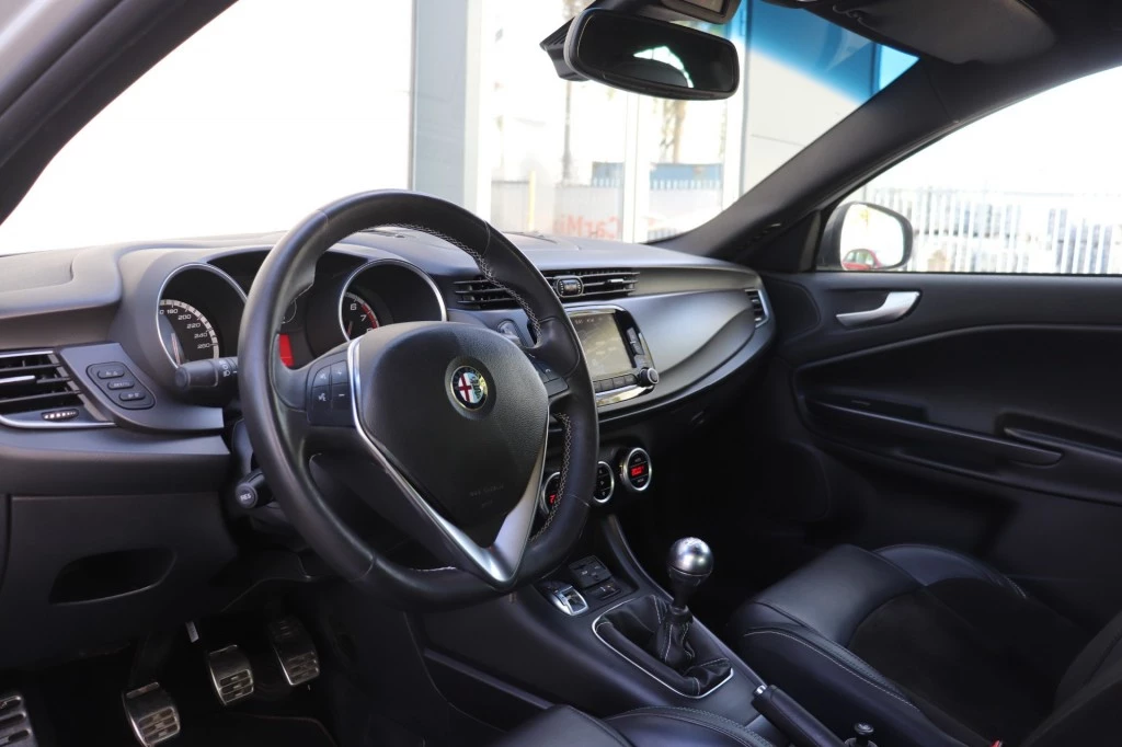 Hoofdafbeelding Alfa Romeo Giulietta