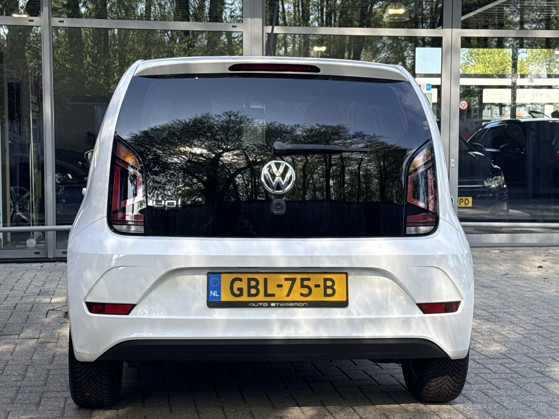 Hoofdafbeelding Volkswagen up!