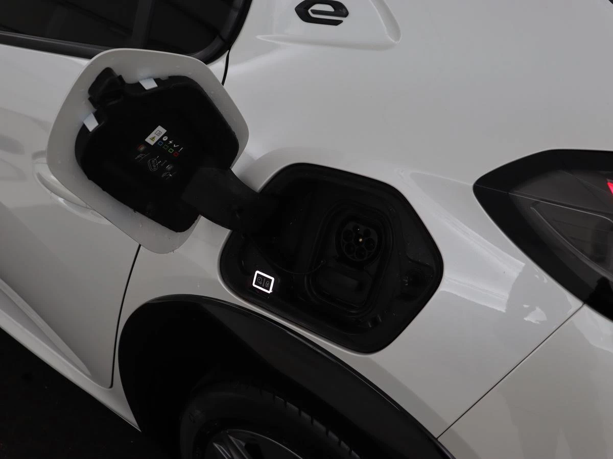 Hoofdafbeelding Peugeot e-208