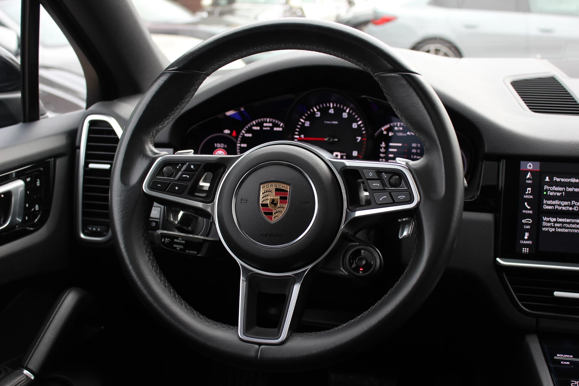 Hoofdafbeelding Porsche Cayenne