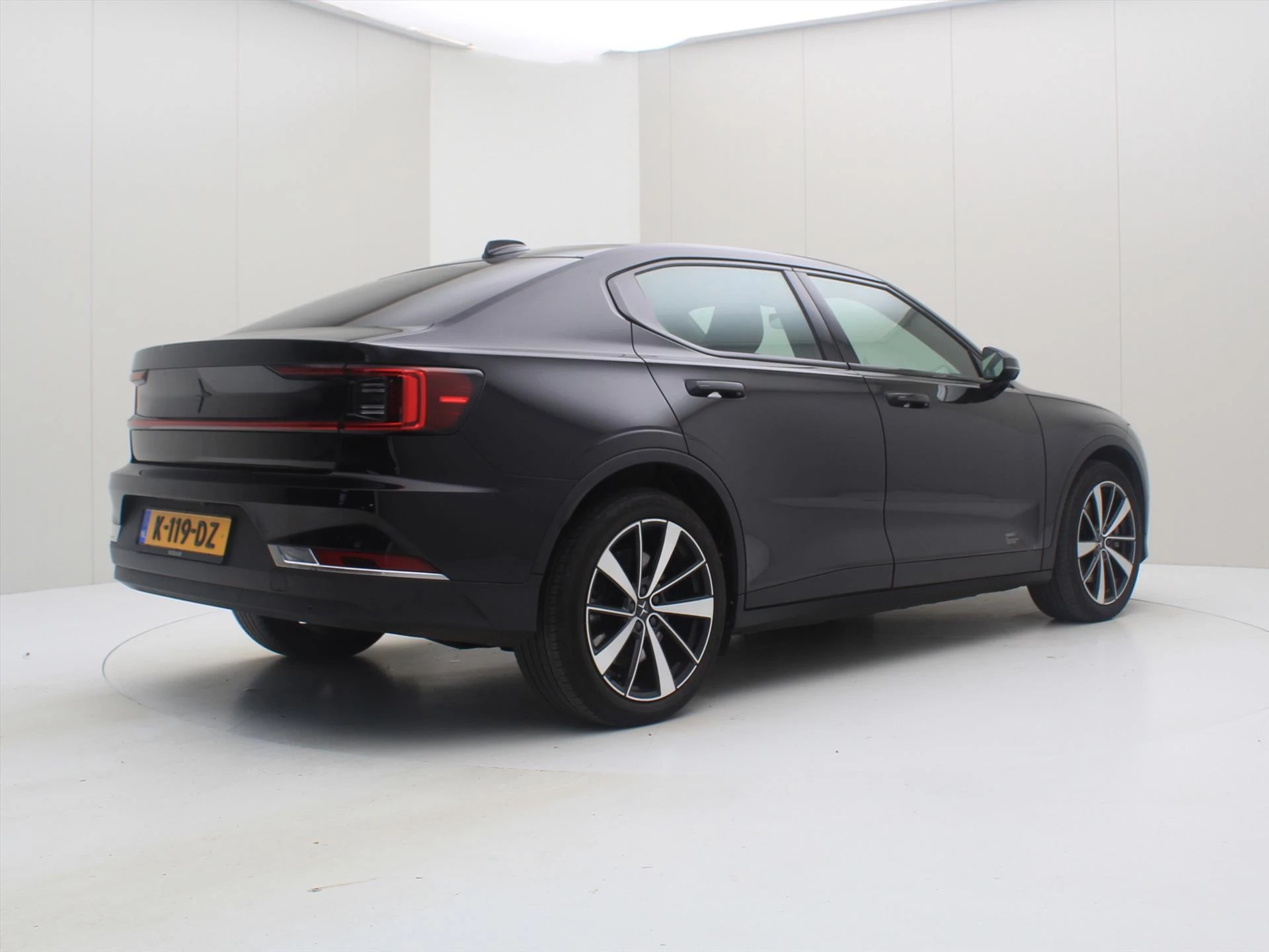 Hoofdafbeelding Polestar 2