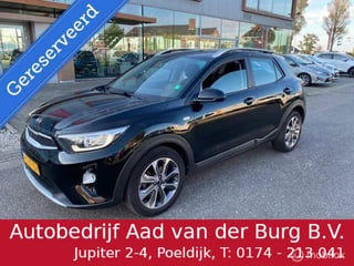 Hoofdafbeelding Kia Stonic Kia Stonic 1.0 T-GDi DynamicLine / Navigatie / Bluetooth / Parkeerhulp &  camera / 17 velgen & Banden / Prive glas  , fabrieks garantie