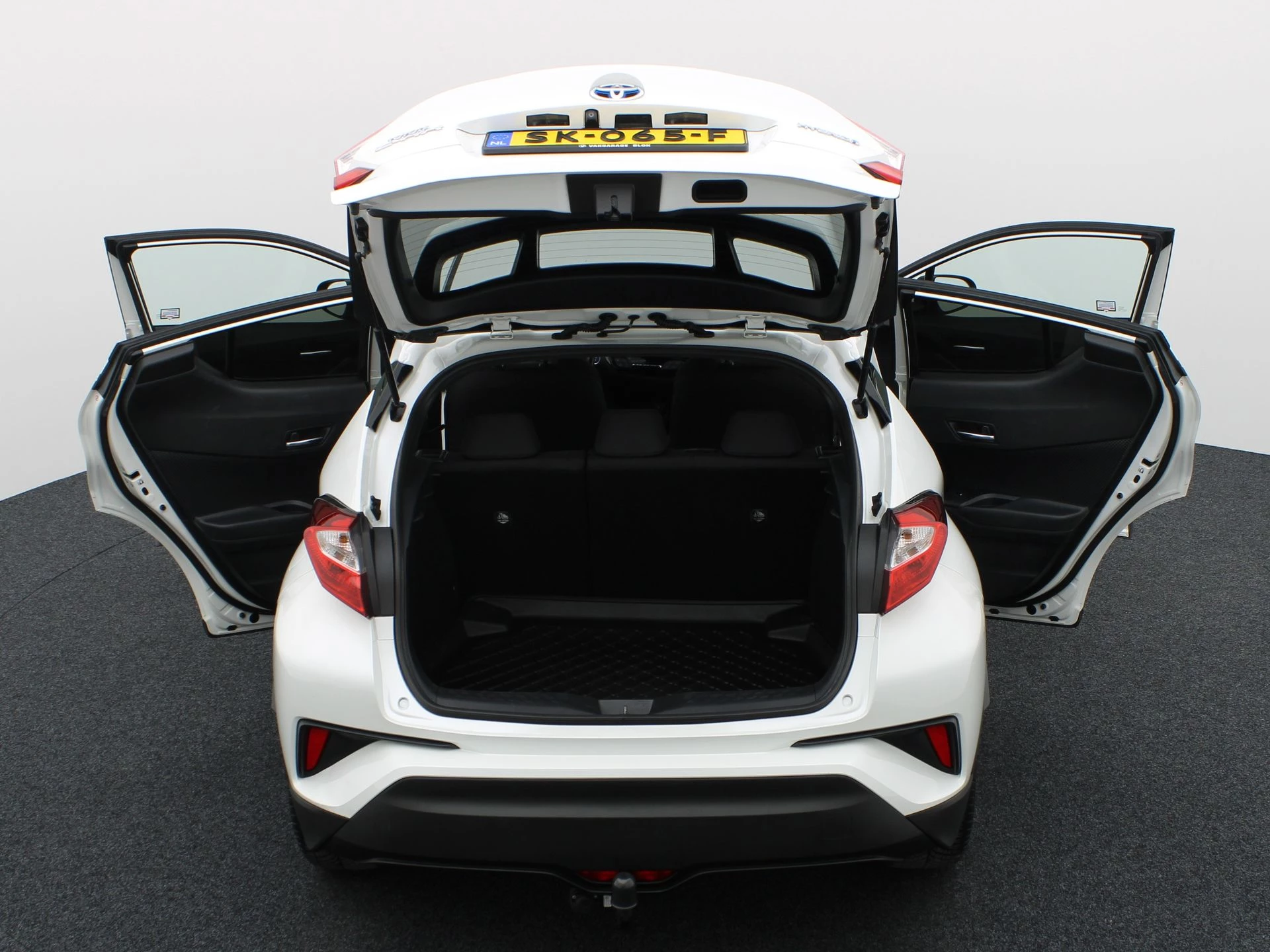 Hoofdafbeelding Toyota C-HR