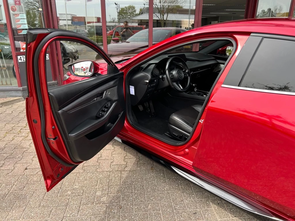 Hoofdafbeelding Mazda 3