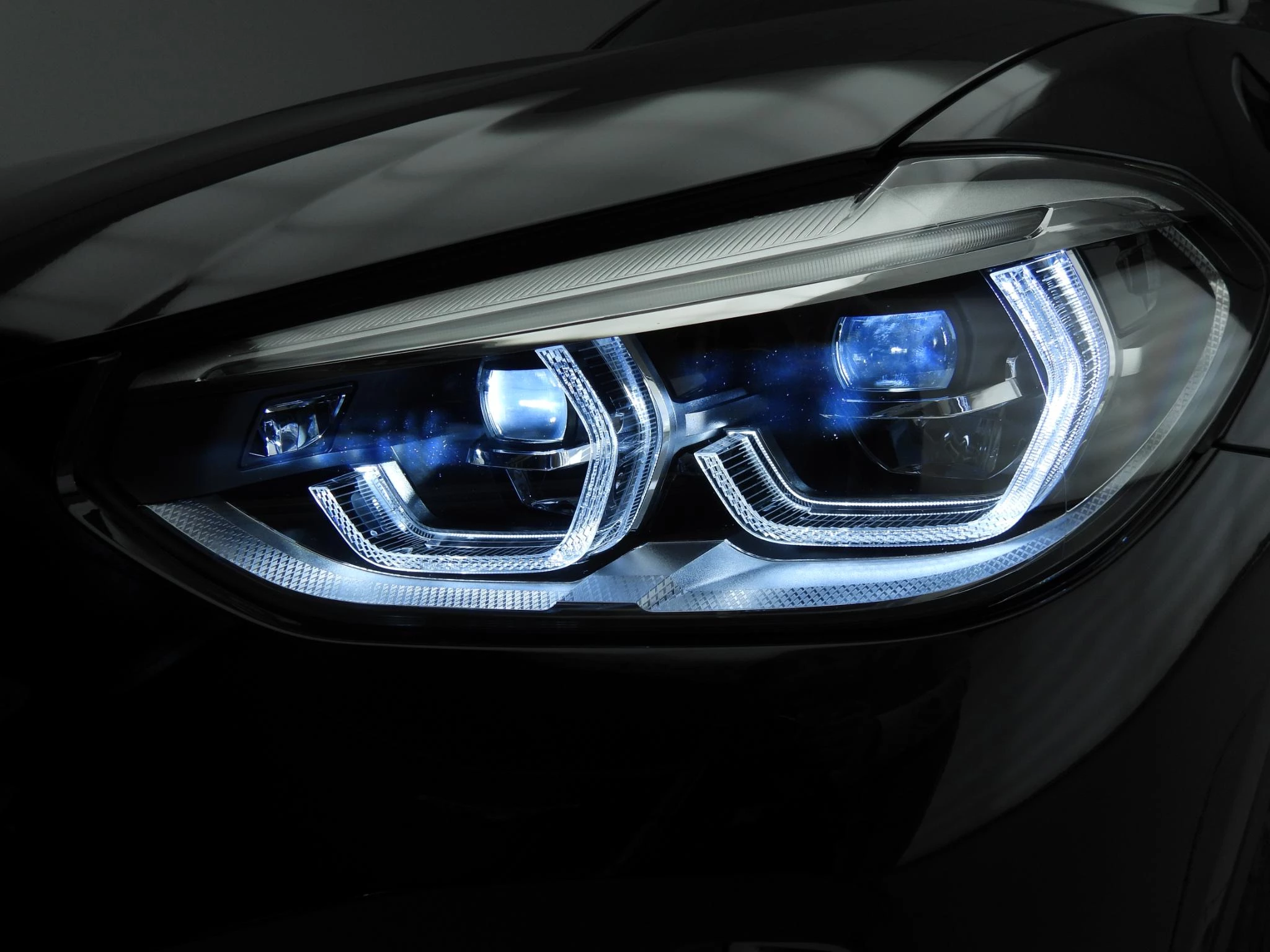 Hoofdafbeelding BMW iX3