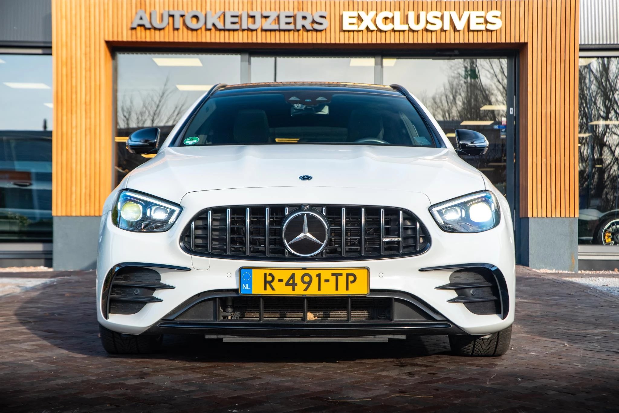 Hoofdafbeelding Mercedes-Benz E-Klasse