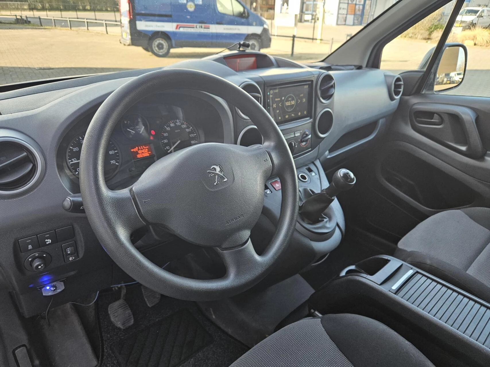 Hoofdafbeelding Peugeot Partner