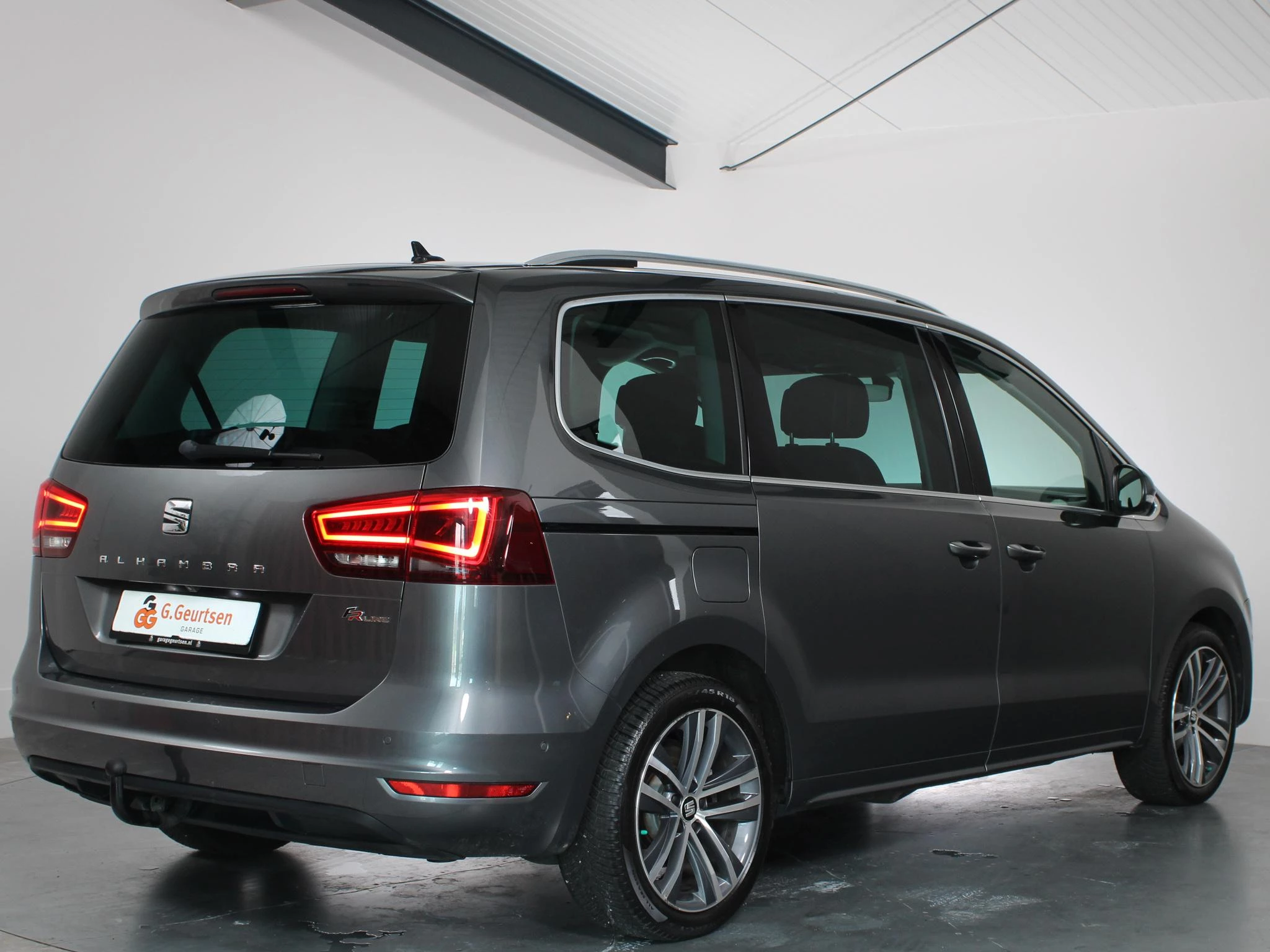 Hoofdafbeelding SEAT Alhambra