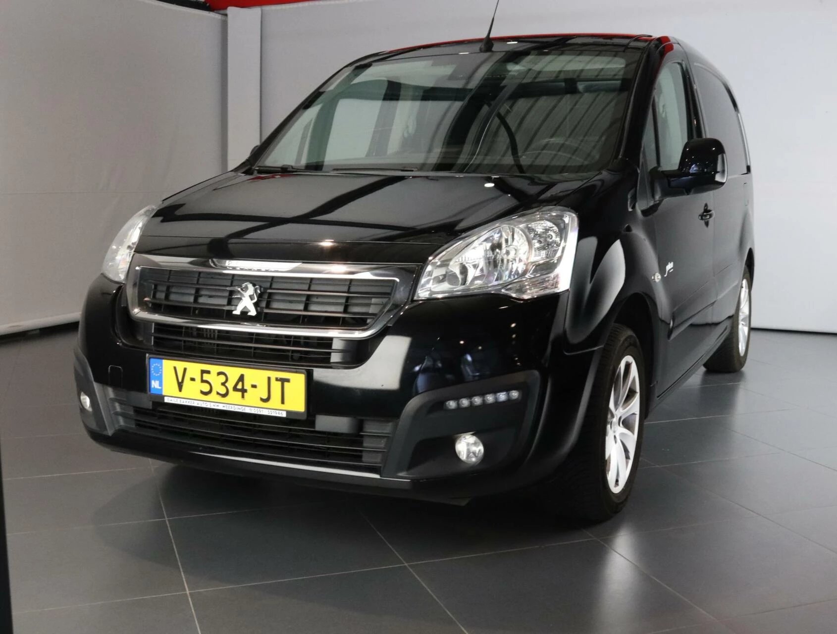 Hoofdafbeelding Peugeot Partner