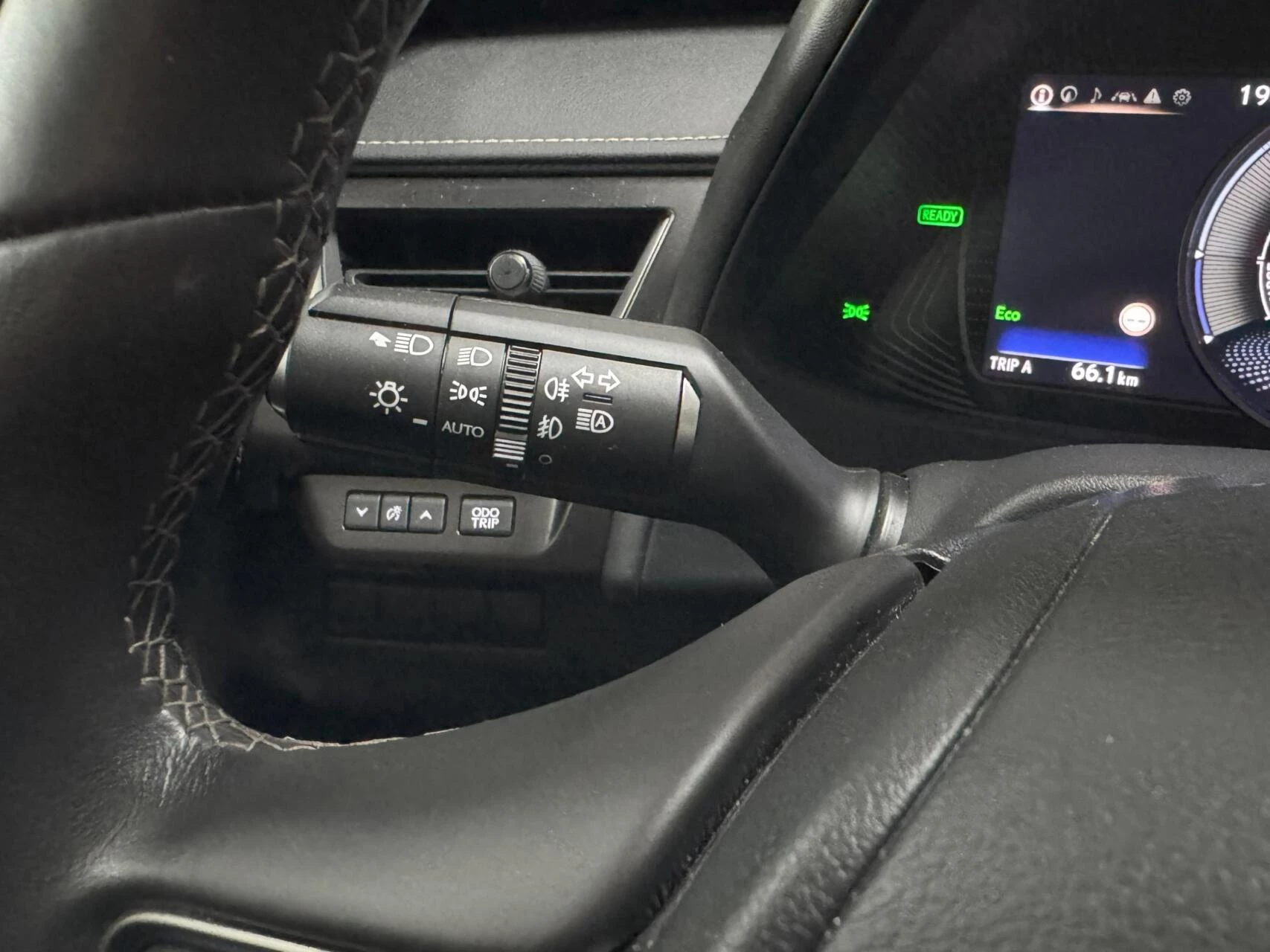 Hoofdafbeelding Lexus UX