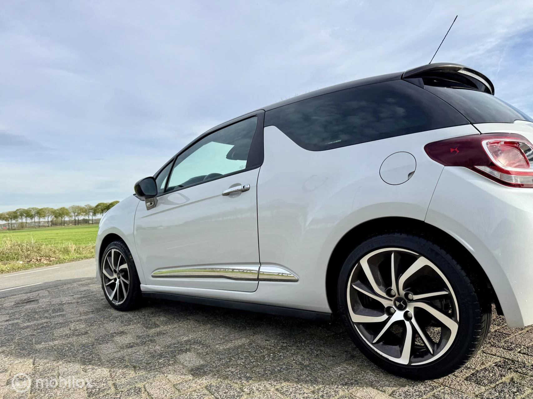 Hoofdafbeelding DS DS 3